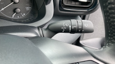 Toyota Yaris 1.5 Hybrid Icon 5dr CVT Hybrid Hatchback